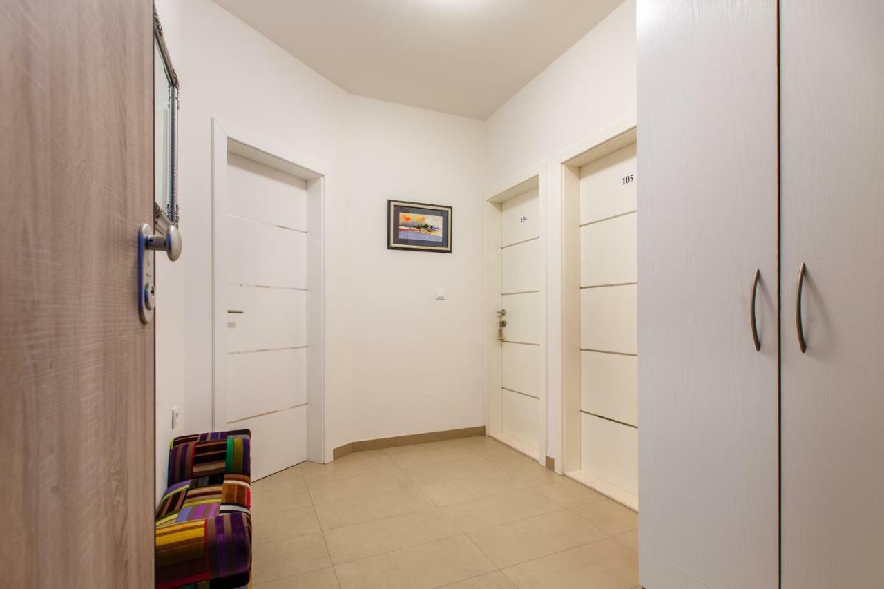 סטוברץ Rooms Split מראה חיצוני תמונה